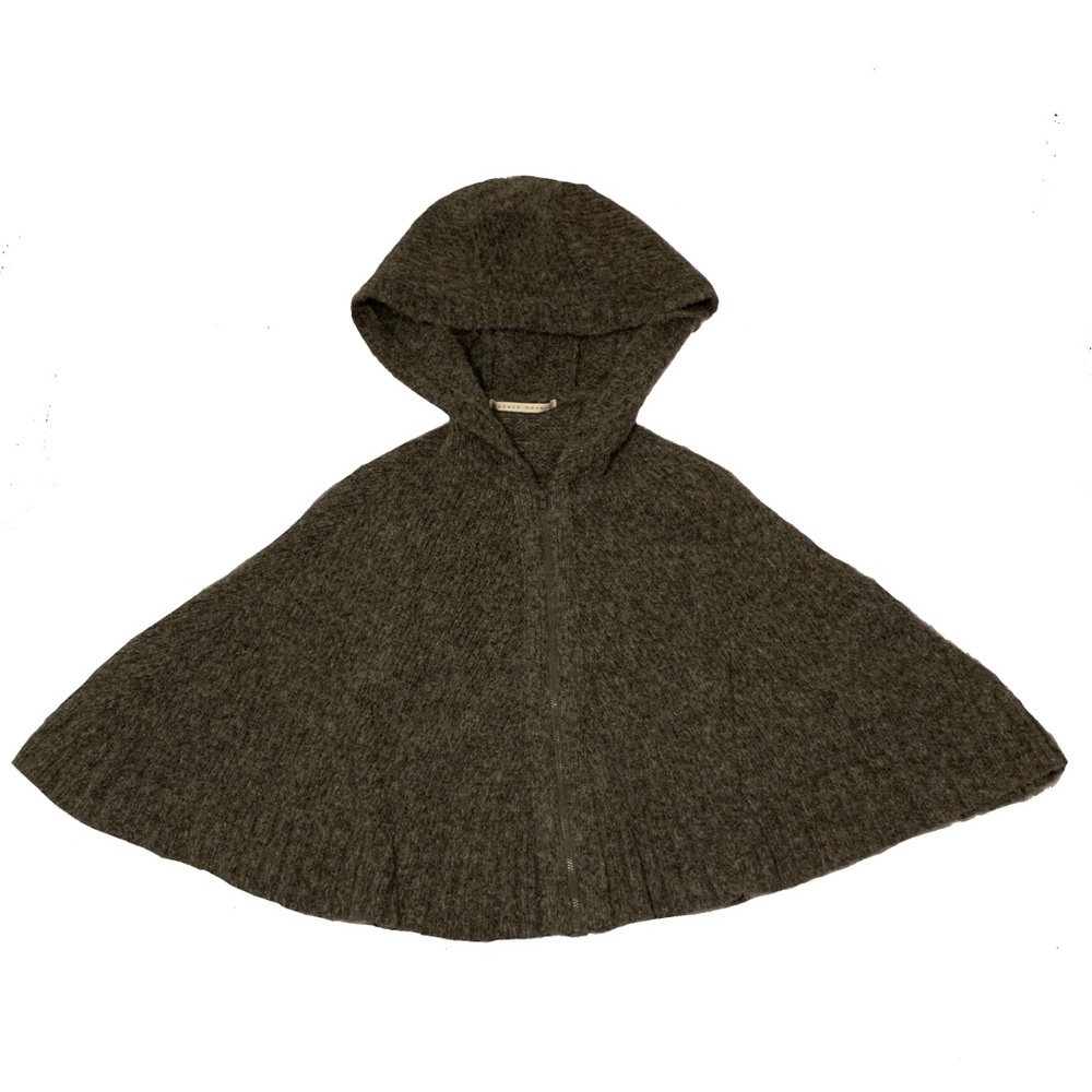 Susana Monaco Poncho